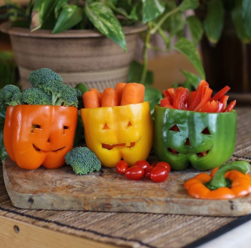 DIY Jack O'Lantern Bell Peppers - Vegelicious Kitchen