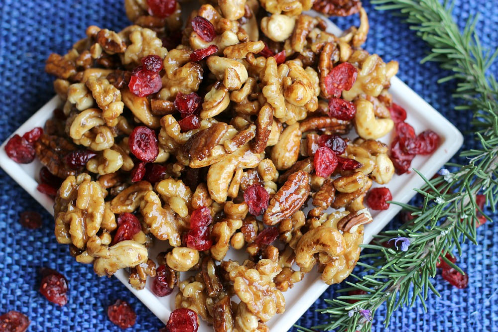 maple glazed nuts with dried cranberries