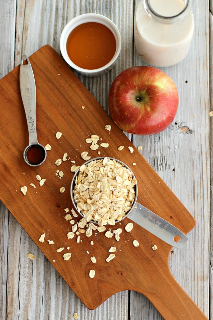 Healthy Apple Almond Overnight Oats Ingredients